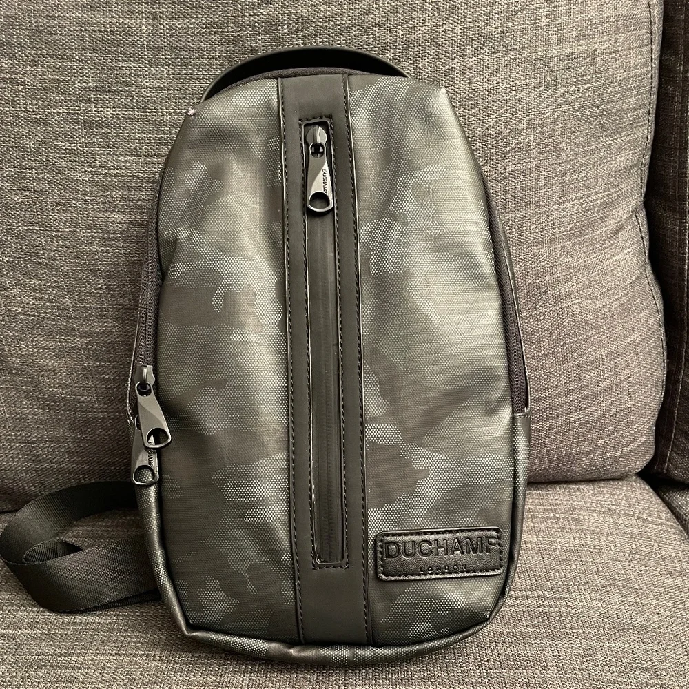NWT Duchamp Olive Camo Slingbag